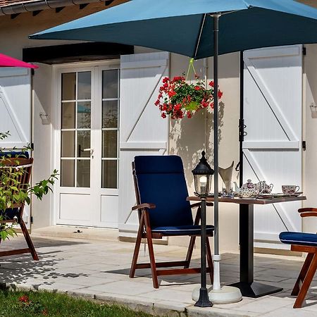 Domaine Du Bois Des Anges Bed & Breakfast Germigny-l'Eveque Ngoại thất bức ảnh