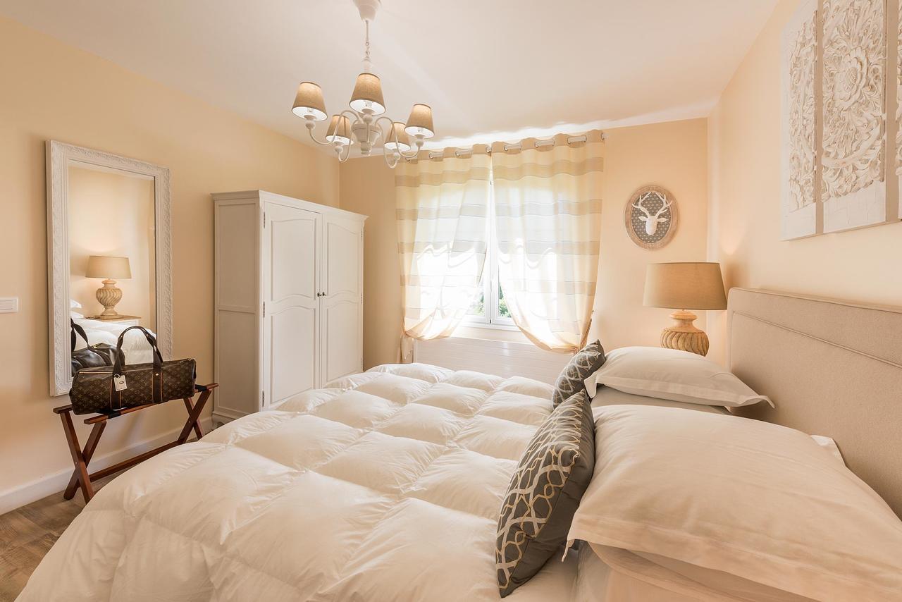 Domaine Du Bois Des Anges Bed & Breakfast Germigny-l'Eveque Ngoại thất bức ảnh
